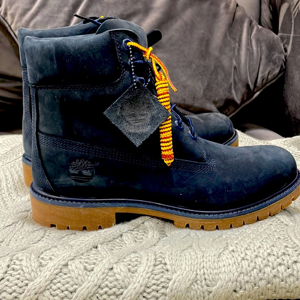 Timberland Premium 6in Waterproof Boot. Medium Blue NUBUCK